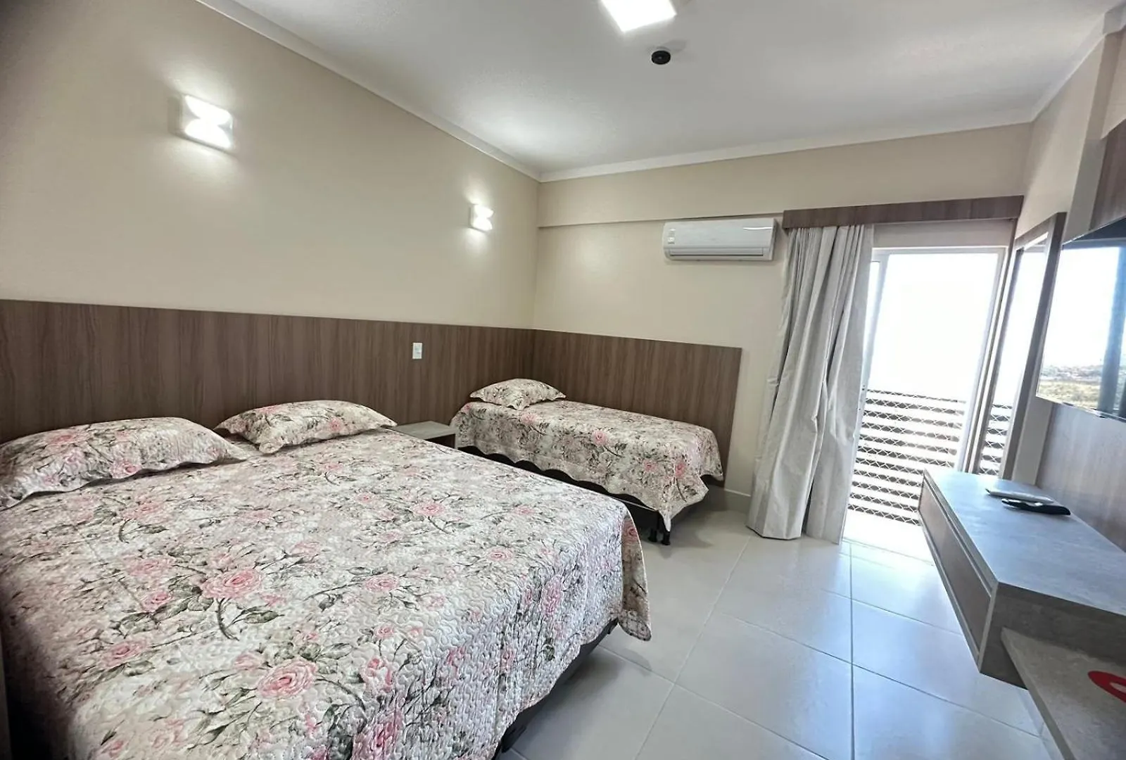 Spazzio Diroma Com Acesso Ao Diroma Acqua Park - Via Caldas Caldas Novas