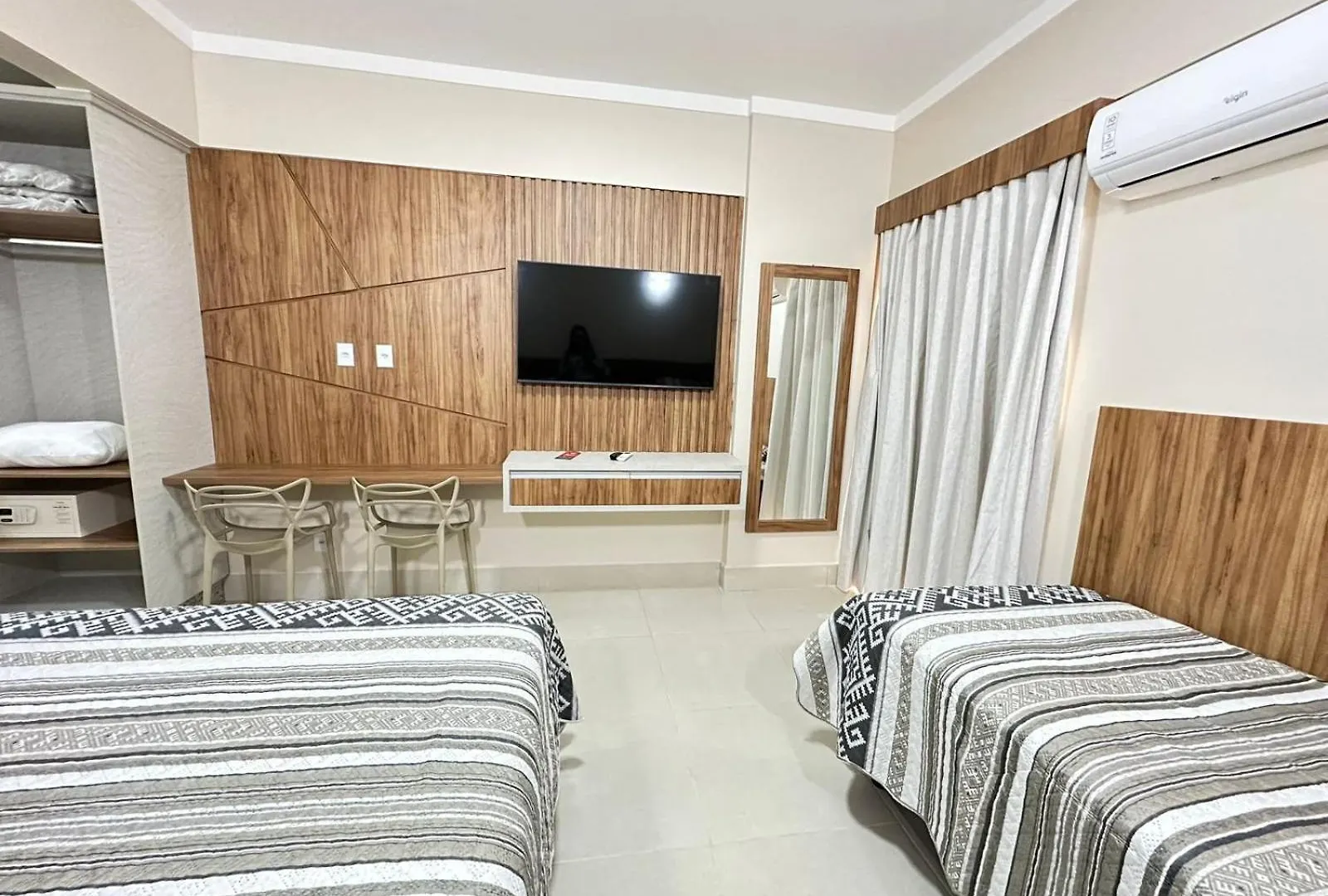 Spazzio Diroma Com Acesso Ao Diroma Acqua Park - Via Caldas Caldas Novas Apartment