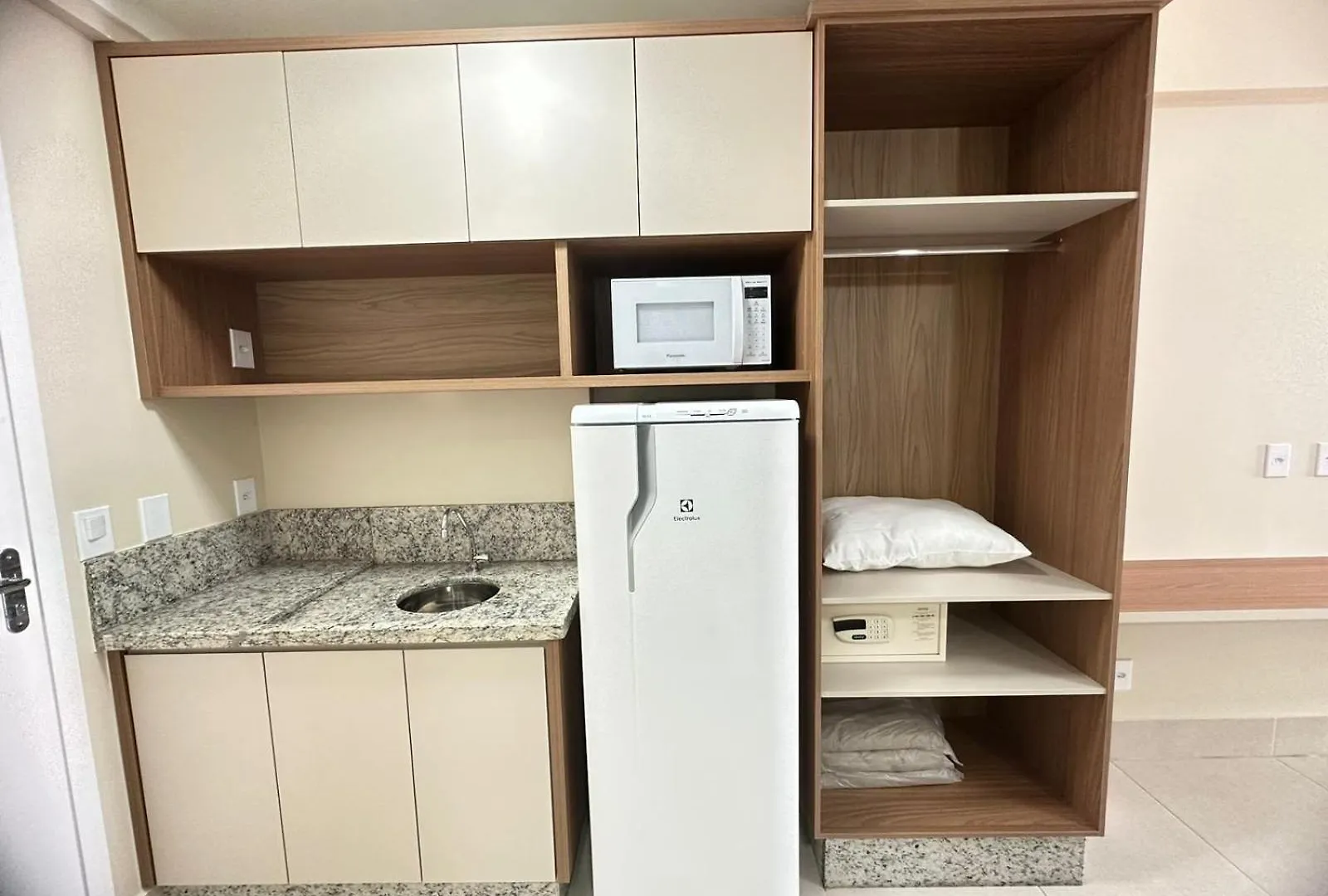 Spazzio Diroma Com Acesso Ao Diroma Acqua Park - Via Caldas Caldas Novas 0*,