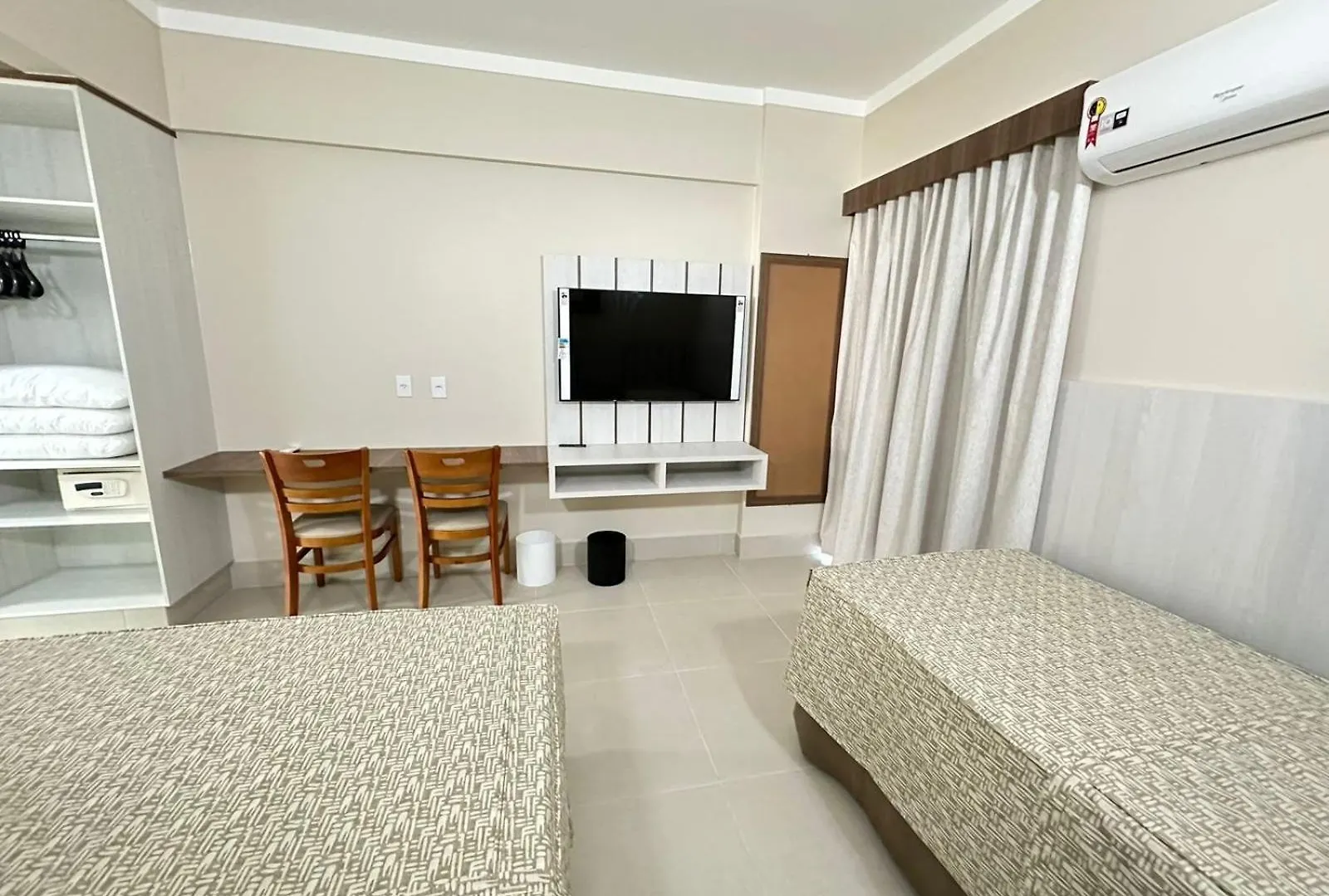 Apartment Spazzio Diroma Com Acesso Ao Diroma Acqua Park - Via Caldas Caldas Novas